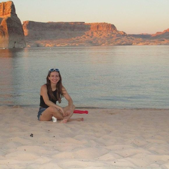 Meet your Posher, Monika - Picture 1 of 1